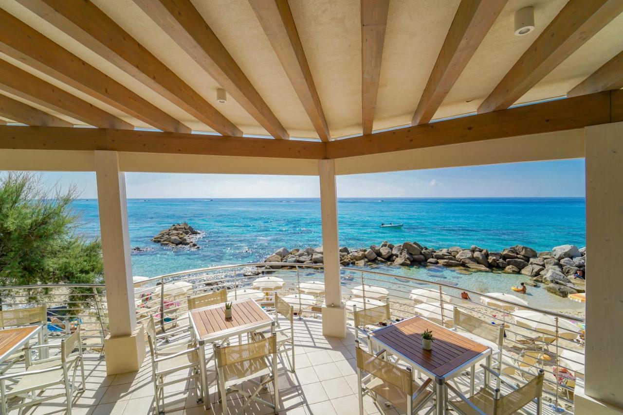Baia Del Godano Resort & Spa 카포바티카노 외부 사진