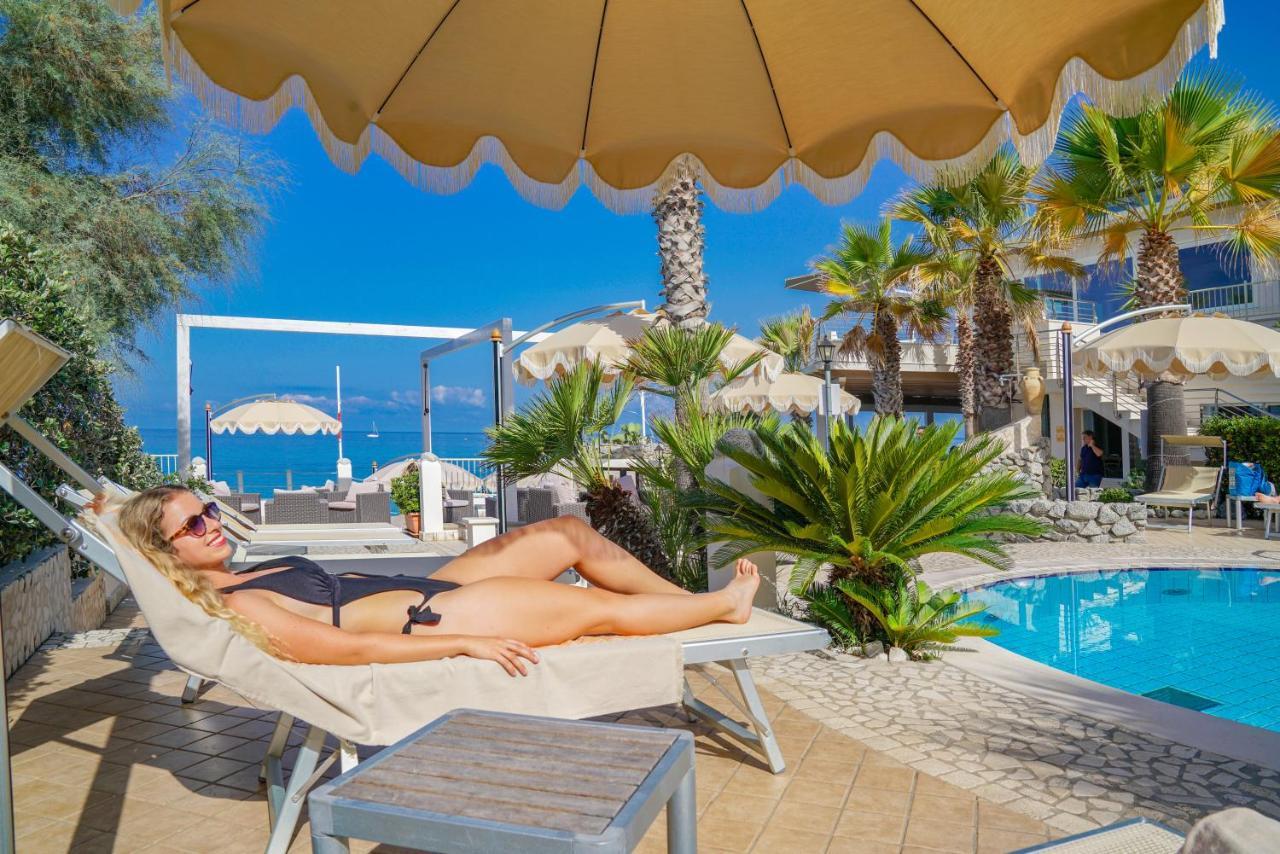 Baia Del Godano Resort & Spa 카포바티카노 외부 사진