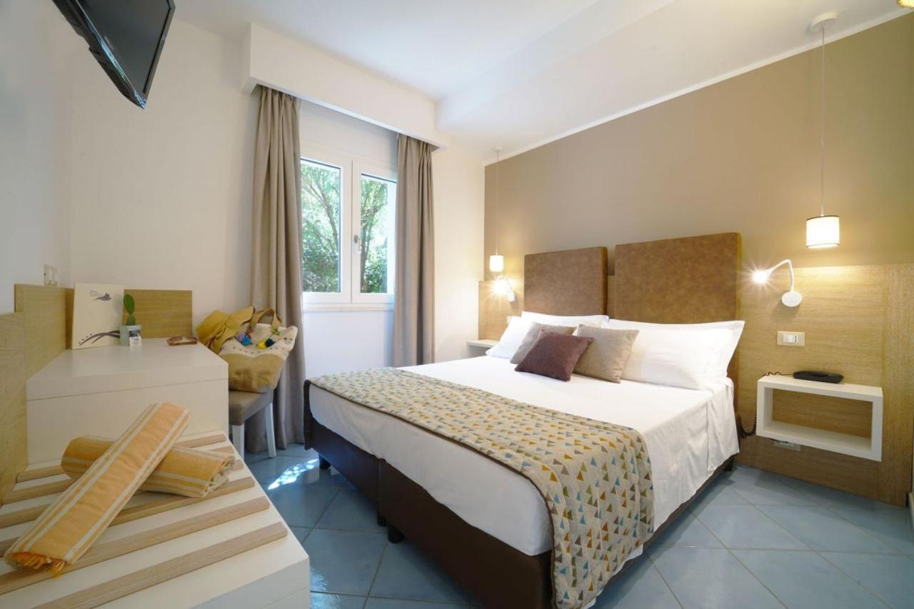 Baia Del Godano Resort & Spa 카포바티카노 외부 사진