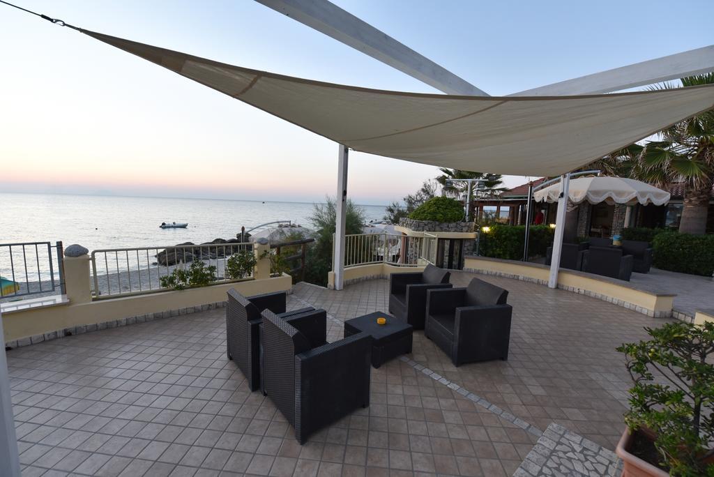 Baia Del Godano Resort & Spa 카포바티카노 외부 사진