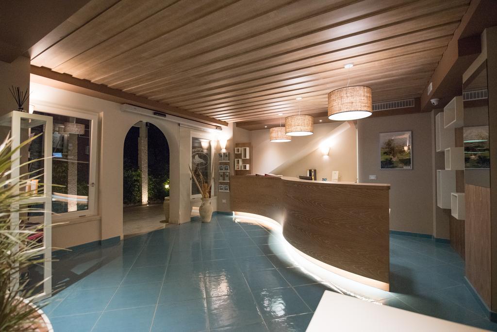 Baia Del Godano Resort & Spa 카포바티카노 외부 사진