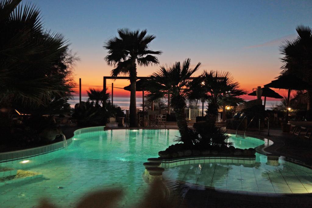 Baia Del Godano Resort & Spa 카포바티카노 외부 사진